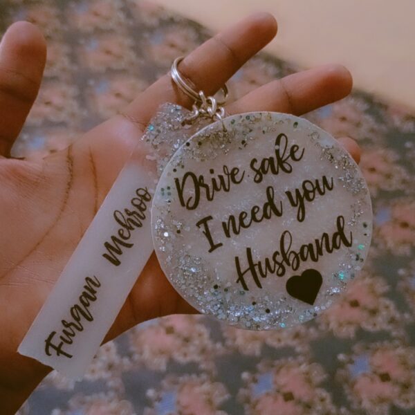 Car keychains (black and white)