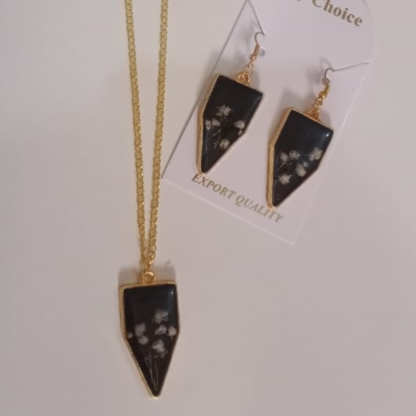 Golden Charm Resin Jewelry Set ( Black ) - Image 2