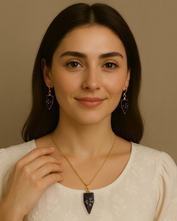 Golden Charm Resin Jewelry Set ( Black )