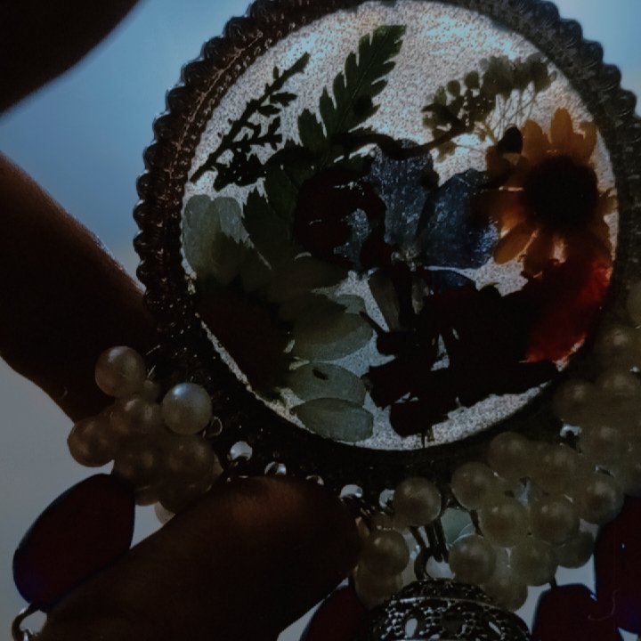 Botanical Bloom Resin Jhumka - Image 4